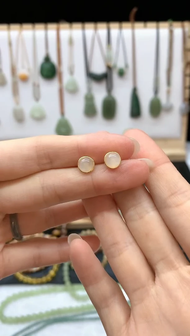 未镶嵌和田玉耳饰耳钉4