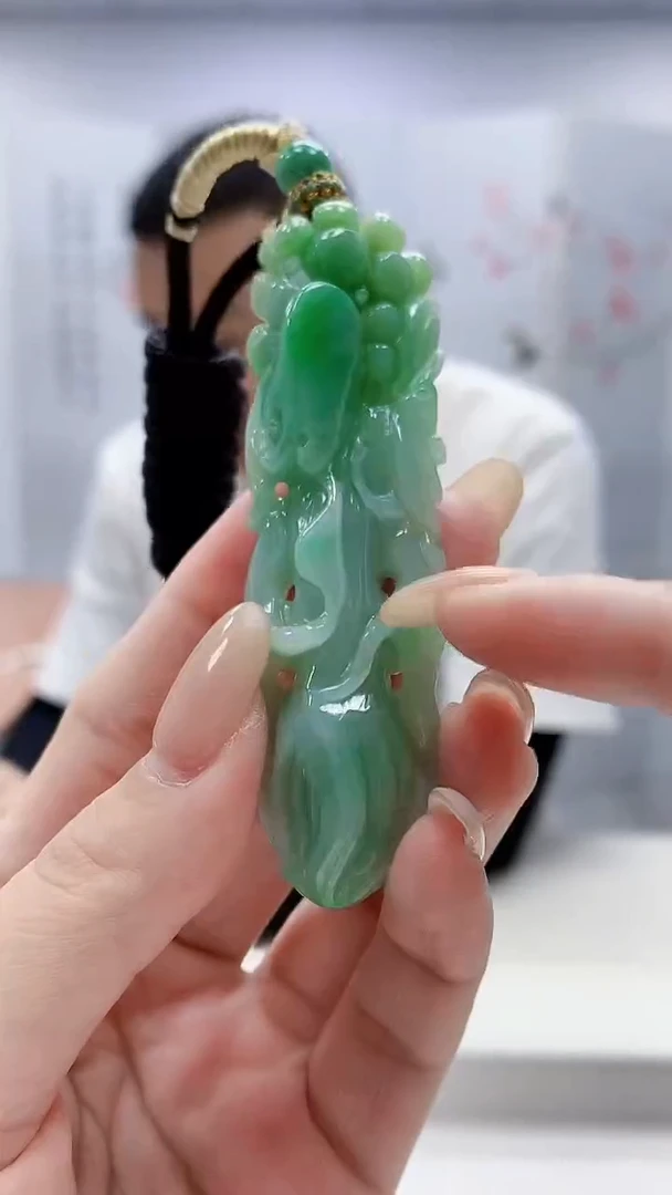 未镶嵌定制翡翠4898lr-毛货挂件72