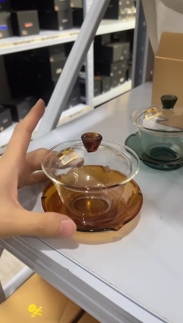 【闪购商品】荷叶盖碗琥珀色 银标