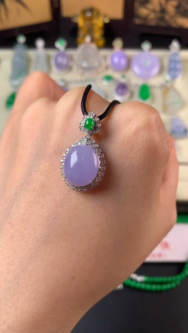 吊坠(不含链)18K金镶嵌翡翠吊坠