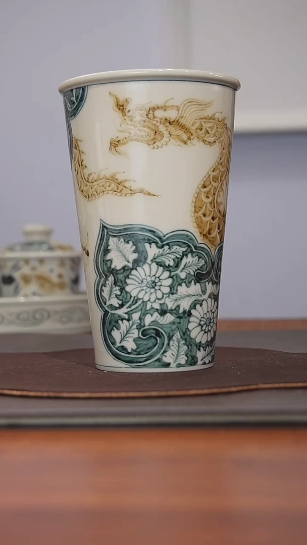 景德里 青花釉里金 如意穿花龙 可乐杯