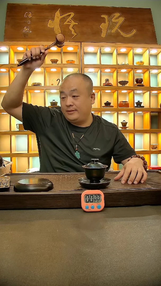茶盏是****景11=。。。。。。。。