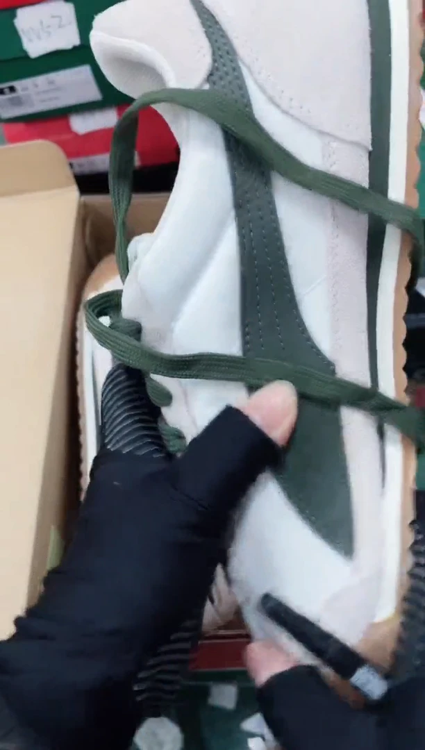 彪马时尚休闲运动鞋42.5M  XX41