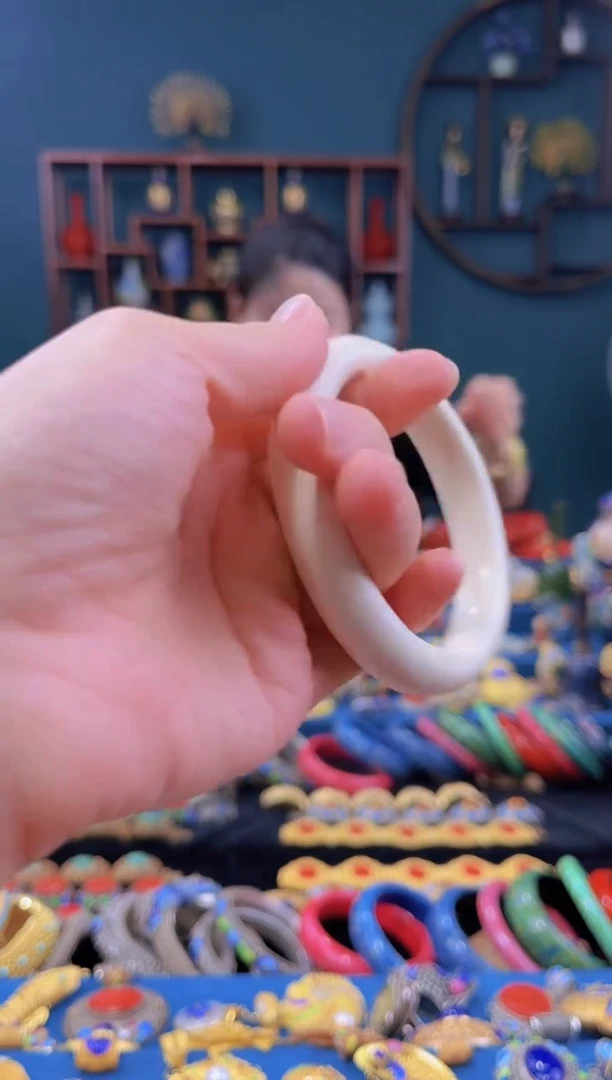 非遗技艺 大漆手镯 白57