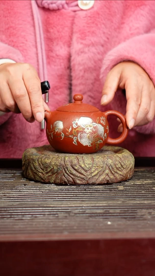 宜兴原矿紫砂壶茶壶宜兴原矿紫砂壶茶壶180C