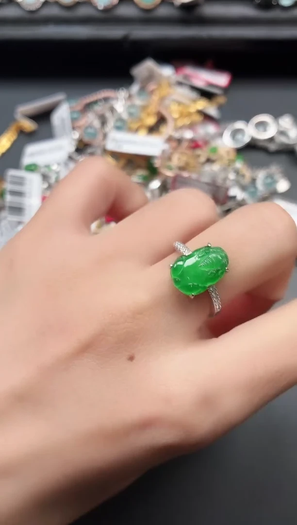 银S925镶嵌戒指翡翠1111