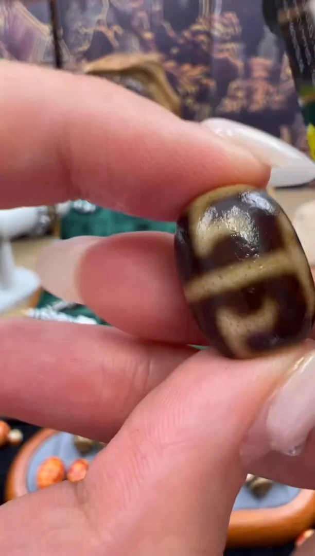 玛瑙/玉髓吊坠(不含链)未镶嵌50.（微瑕随机发货）