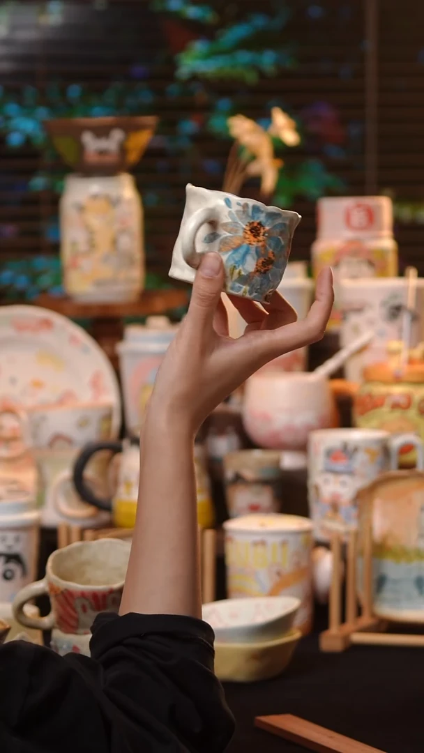 其他景德镇釉下彩手绘设计师款陶瓷