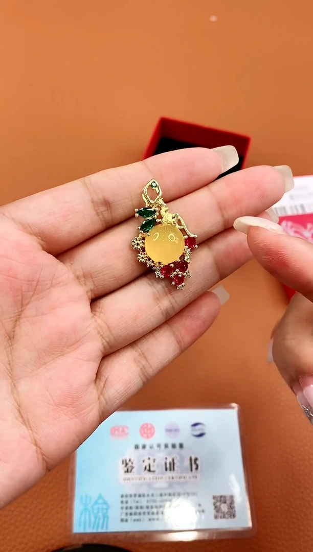 合金颈饰玛瑙/玉髓天然精美吊坠多样性发