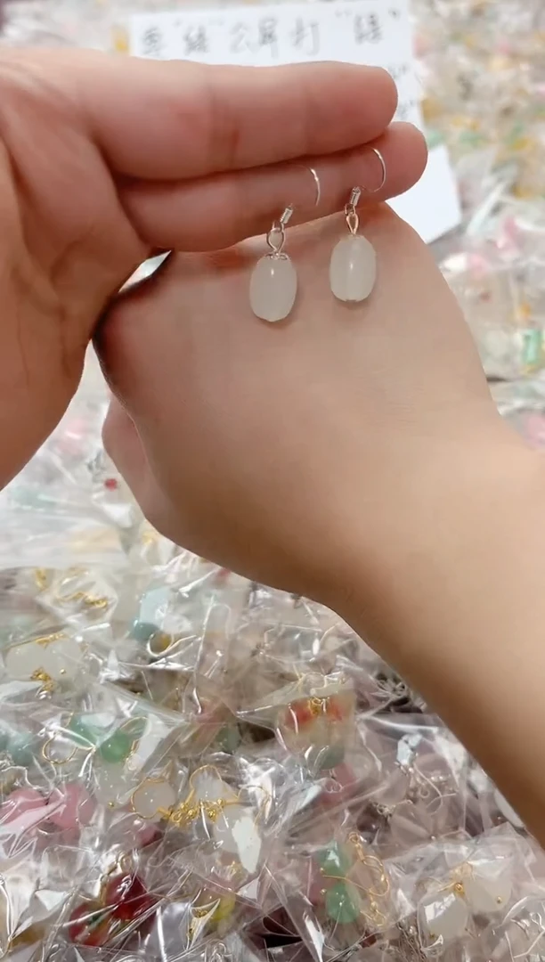 银S925镶嵌石英质玉（金丝玉）耳坠j0502