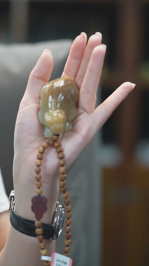 未镶嵌和田玉把件貔貅