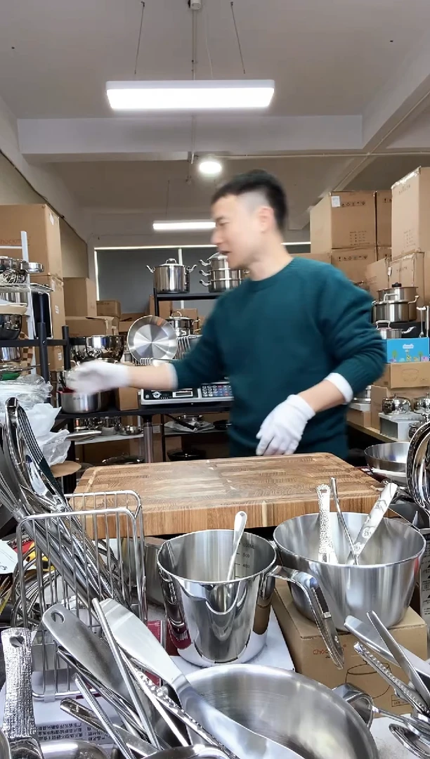 A21 微瑕彩虹圣诞盘2个装（图案随机）