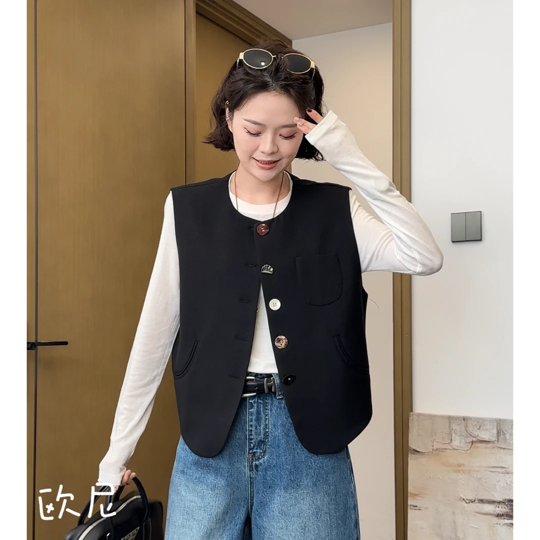 欧尼私服 2025春款高级感小众设计西装马甲2502C557