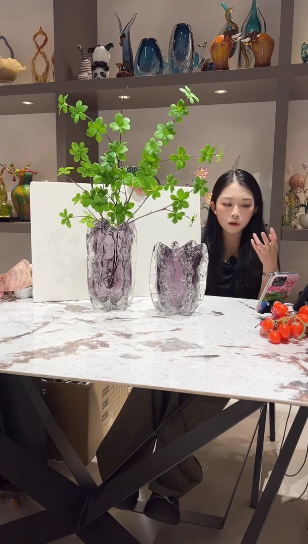 烟紫色气泡琉璃花瓶一对