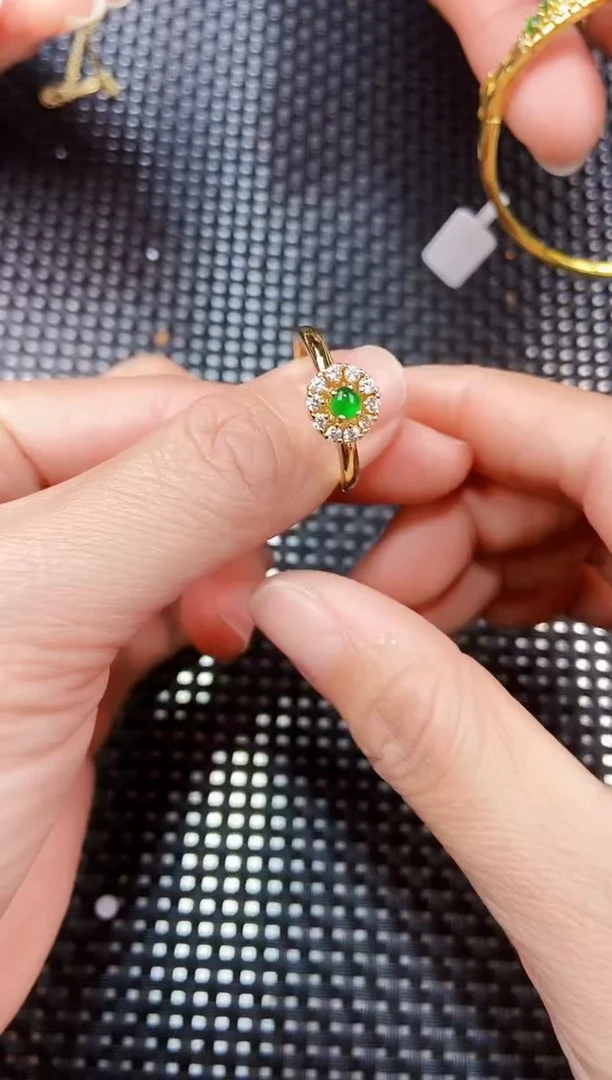 【闪购商品】翡翠戒指未镶嵌1111111111