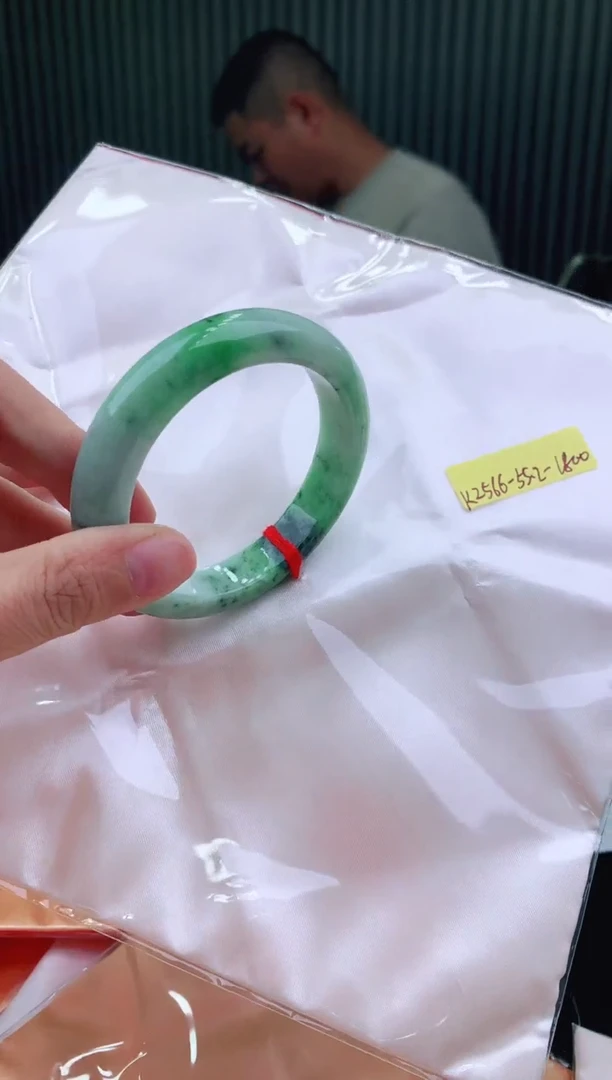 未镶嵌手镯翡翠55