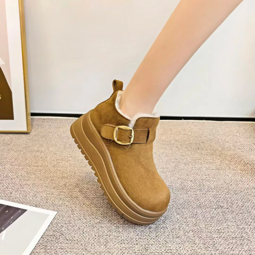 洋气厚底增高勃肯鞋女2025新款轻底冬加绒保暖雪地靴加厚东北棉鞋