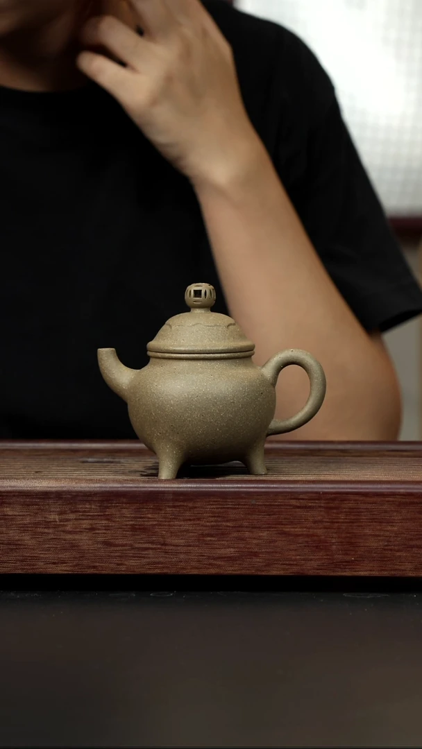 紫砂茶壶岩中泥三拼 三足如意 青色