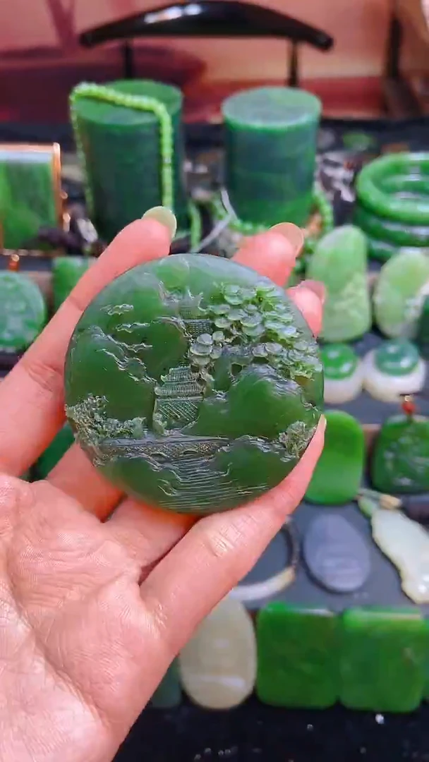 颈饰未镶嵌和田玉1