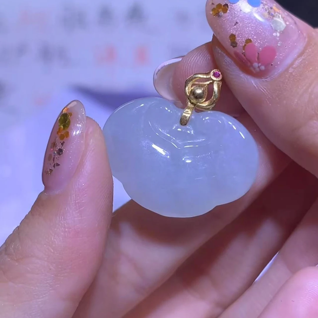 【逍遥】18K天然A货翡翠如意吊坠*888/9613008/多样性发/1件