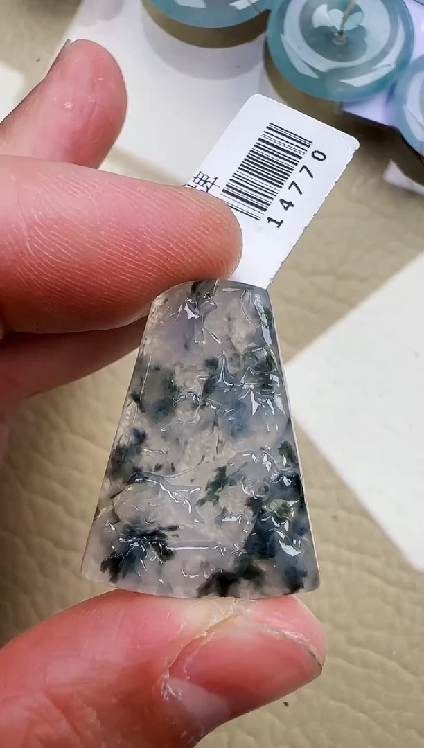 颈饰未镶嵌翡翠缅甸翡翠a货