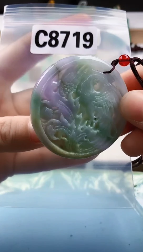 翡翠未镶嵌颈饰天然翡翠吊坠挂件