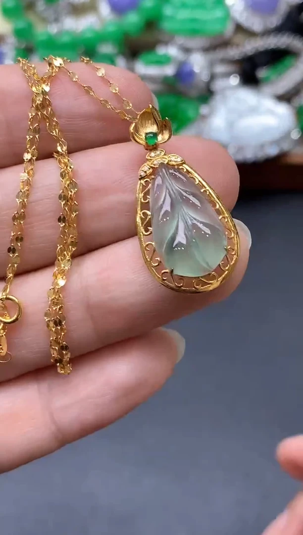 颈饰18K金镶嵌翡翠561国好珍宝