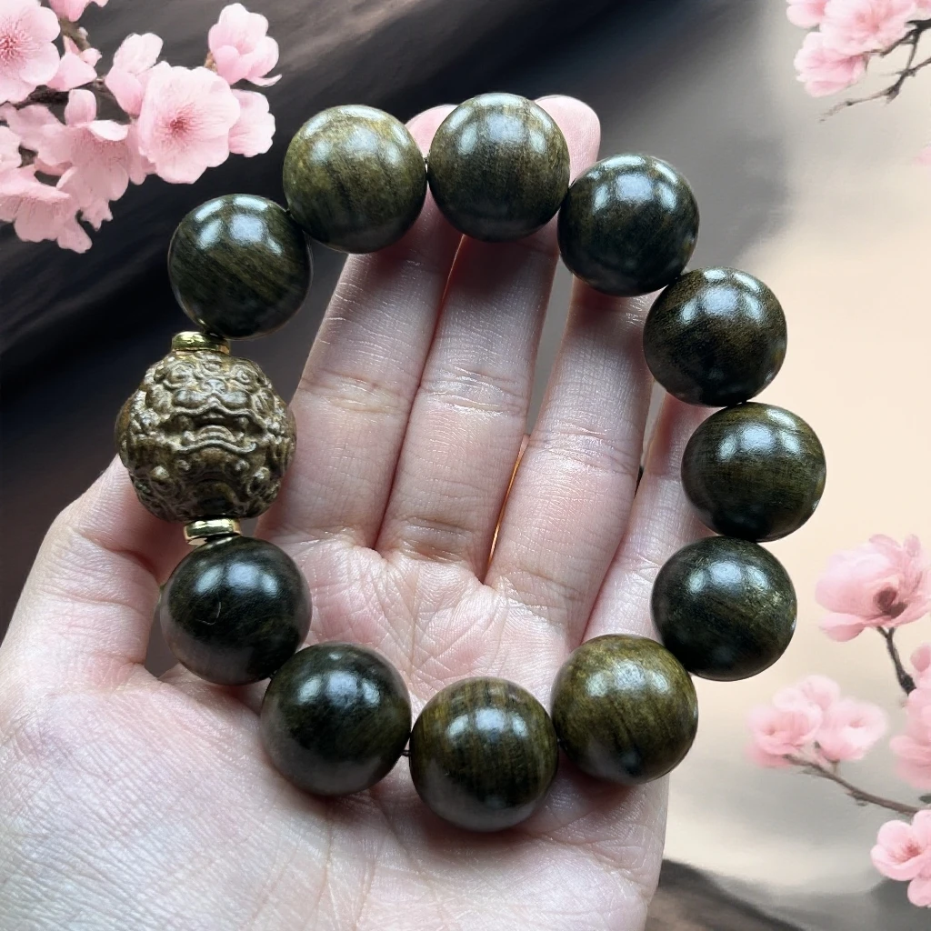 2.0 檀香木+狮子抱球手串【1305】