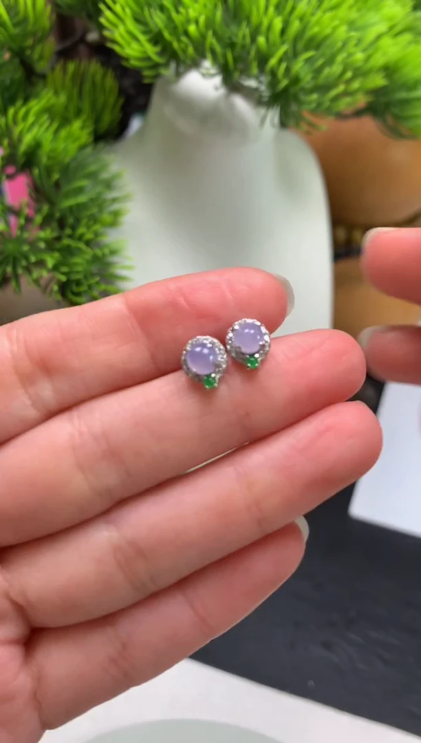 未镶嵌翡翠耳饰苏**?---124748