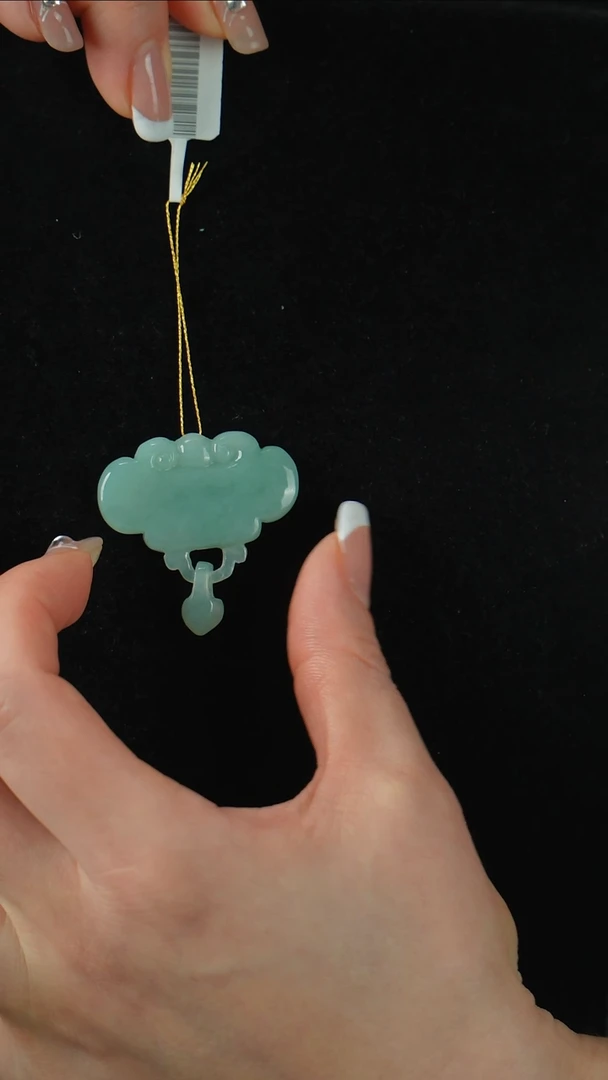 颈饰未镶嵌翡翠如意