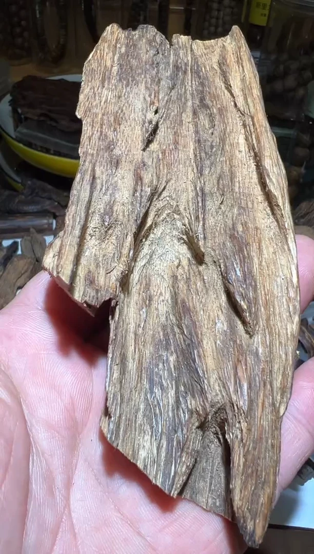 沉香沉香碎屑马泥涝44克