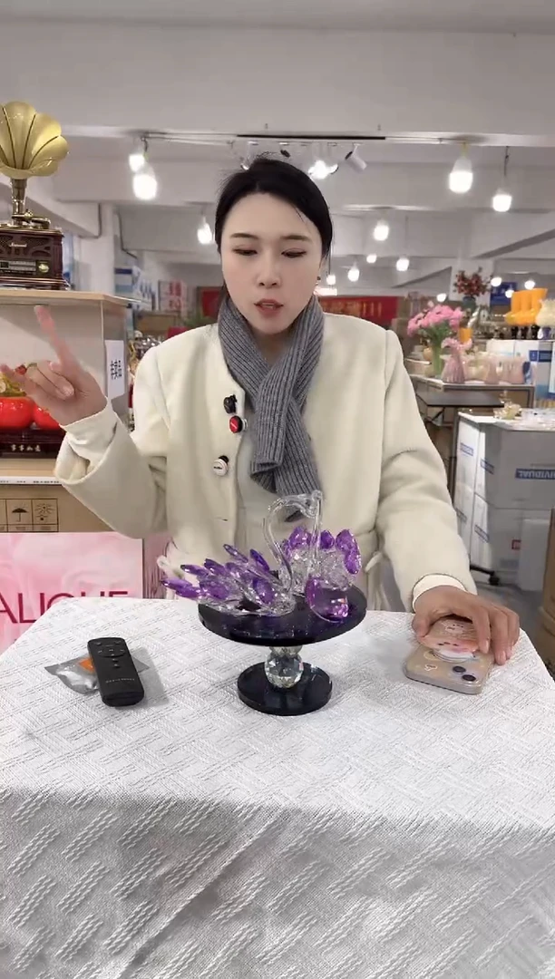 【闪购商品】琉璃瑞鸿花器早D-31