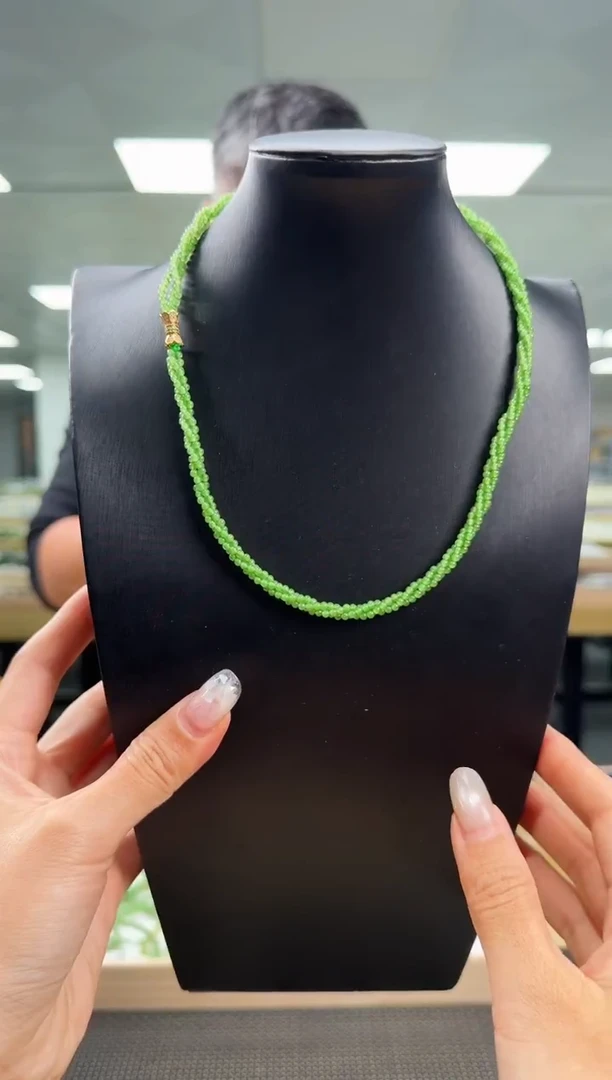 颈饰未镶嵌和田玉3MM麻花链苹果绿多样性发一