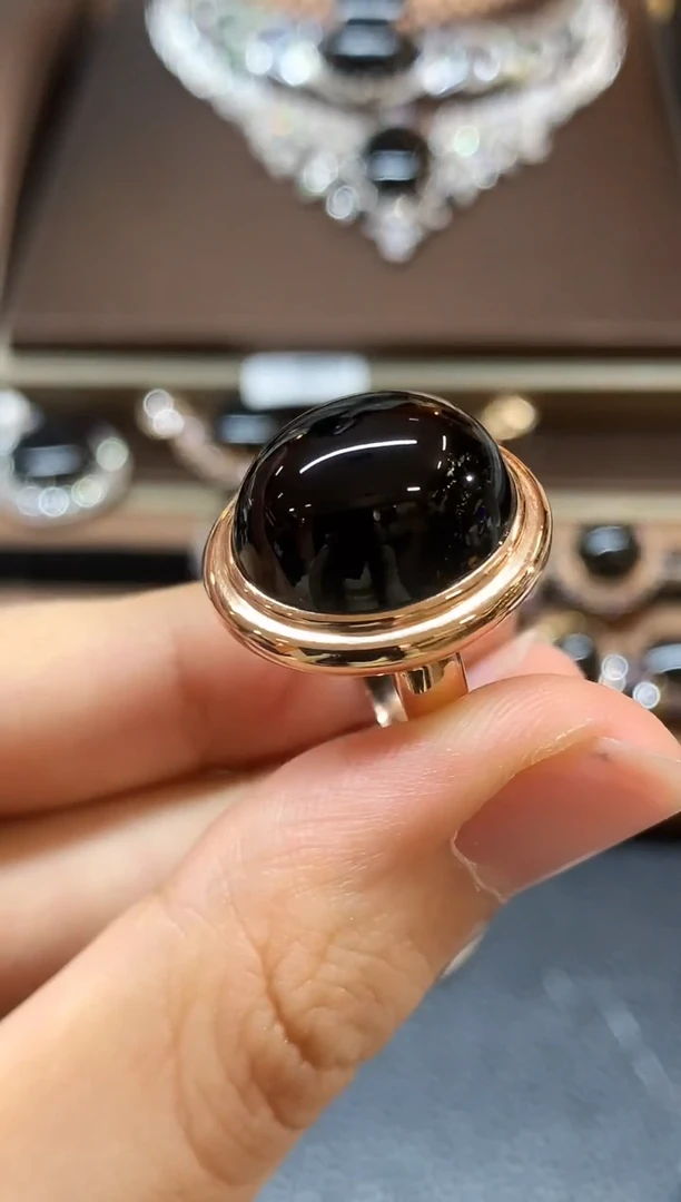 18K金镶嵌戒指翡翠C335 不退换