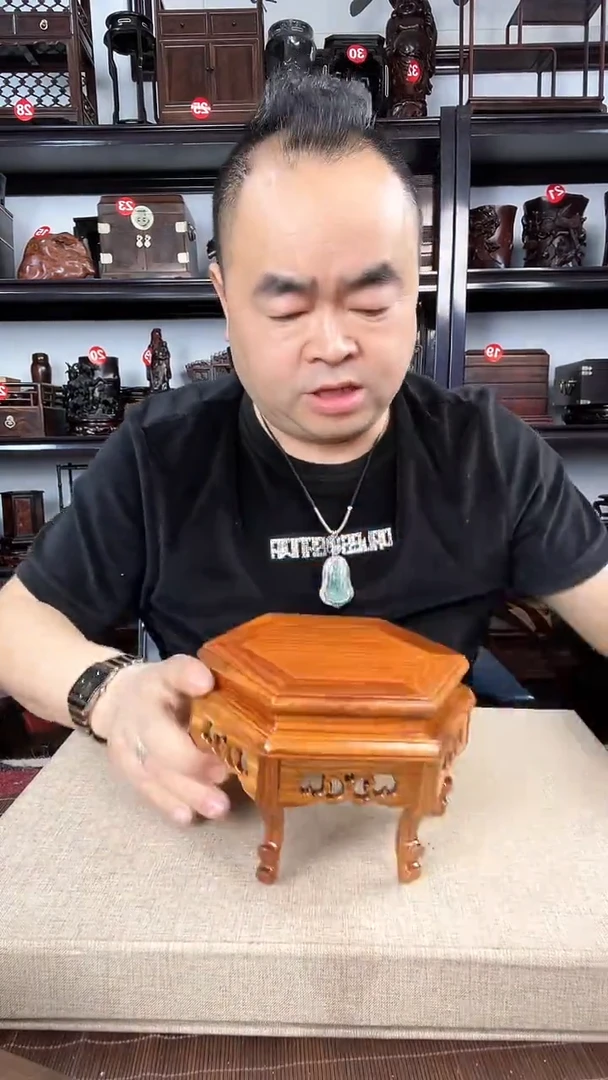 【闪购商品】木2811老李红木工艺品
