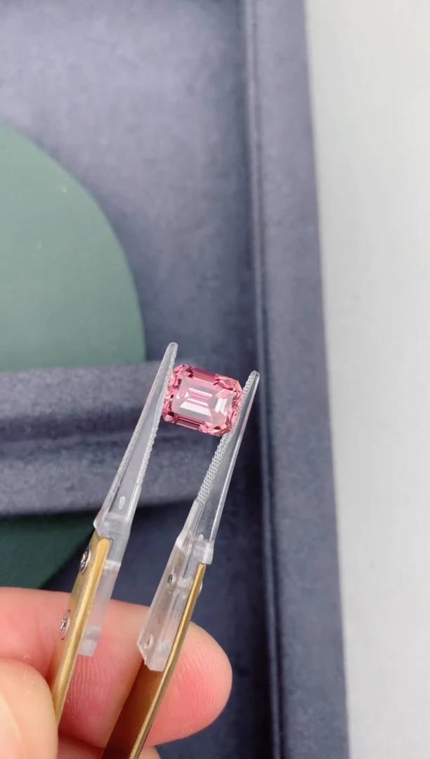未镶嵌裸石碧玺3.6ct 粉碧玺