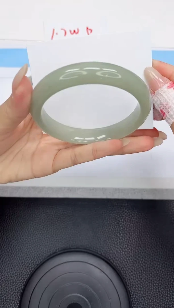 石英质玉手镯未镶嵌251-63