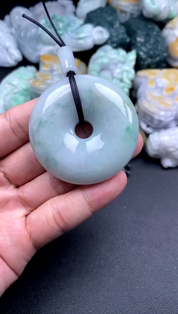 吊坠(不含链)未镶嵌翡翠1