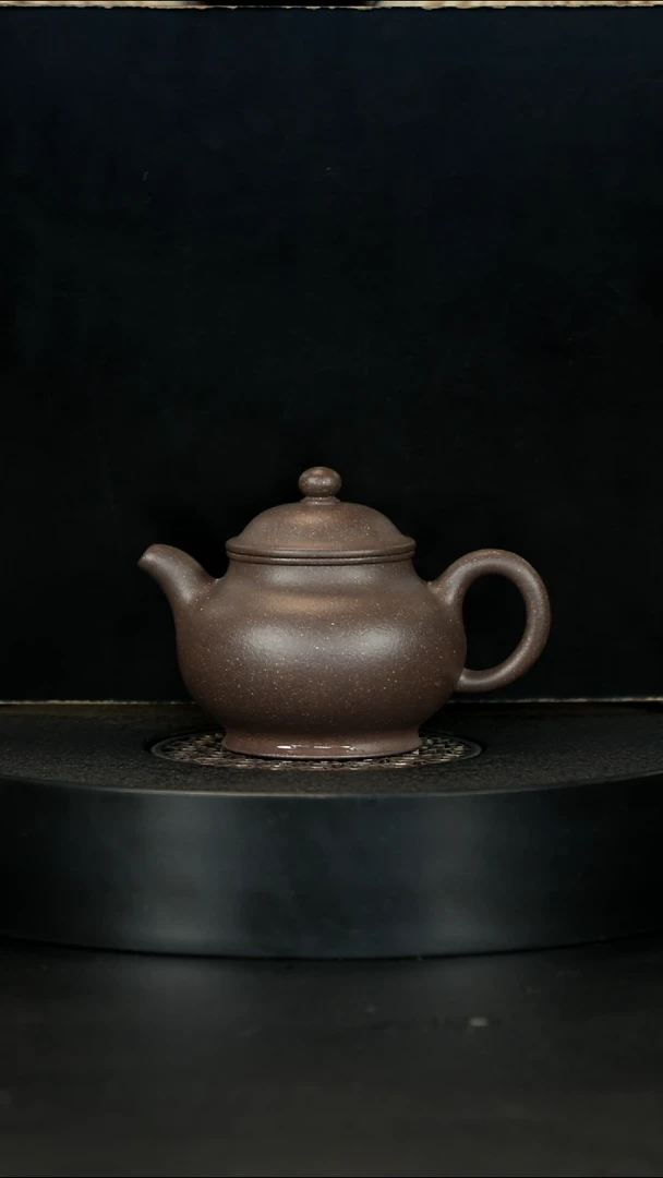 【闪购商品】紫砂茶壶正价788大漏大水潭天青共生潘壶