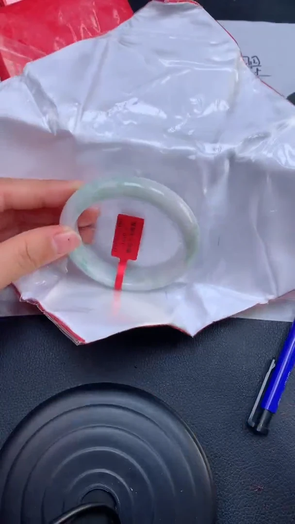 【闪购商品】翡翠手镯未镶嵌天然缅甸A货翡翠手镯