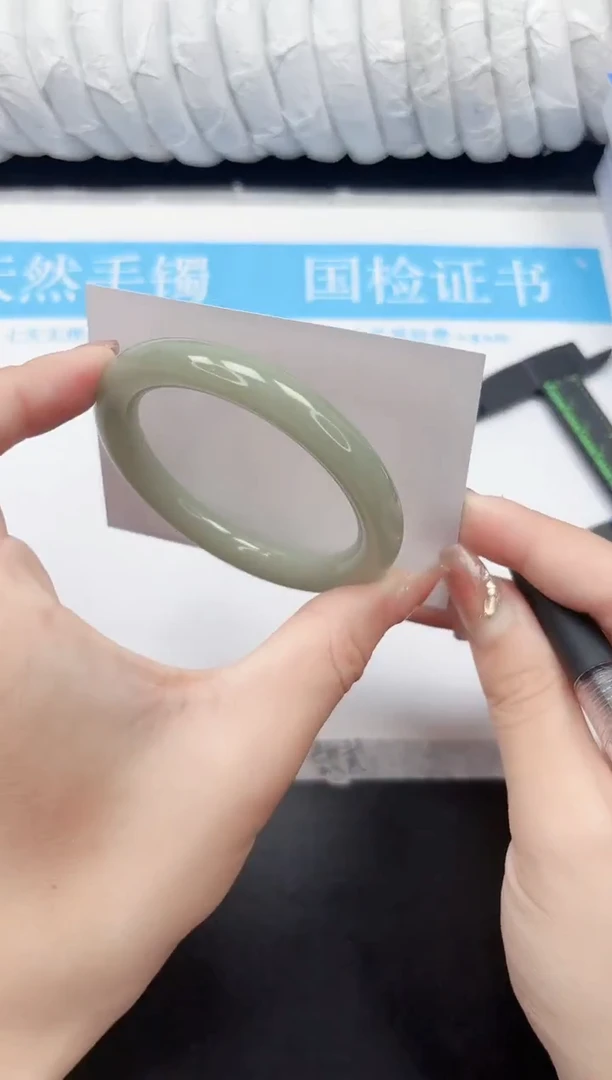 未镶嵌手镯石英质玉232-56.3DY