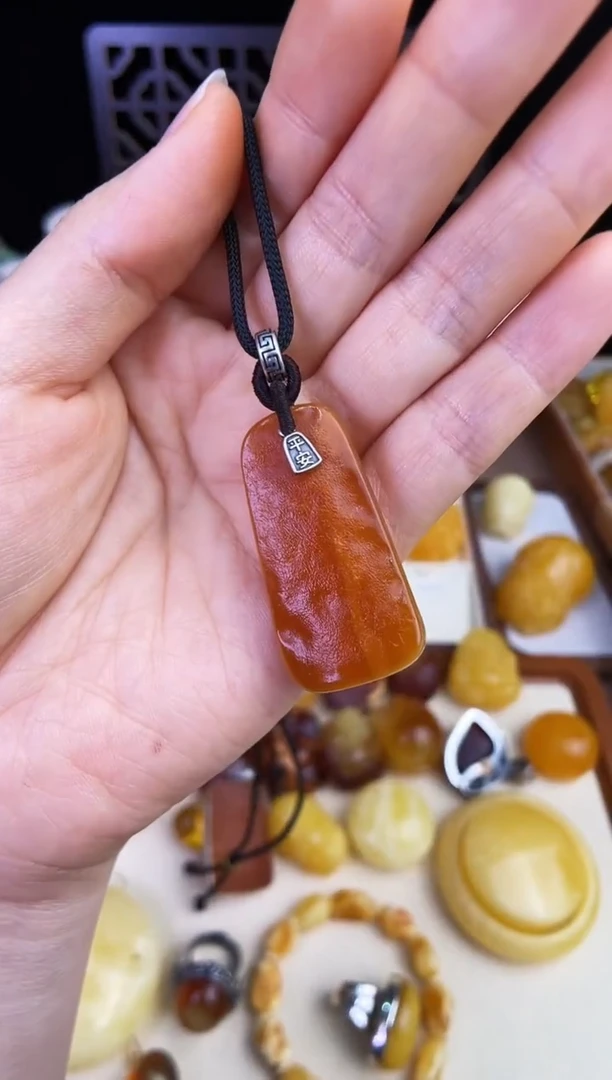 未镶嵌琥珀珠宝奇石柒月