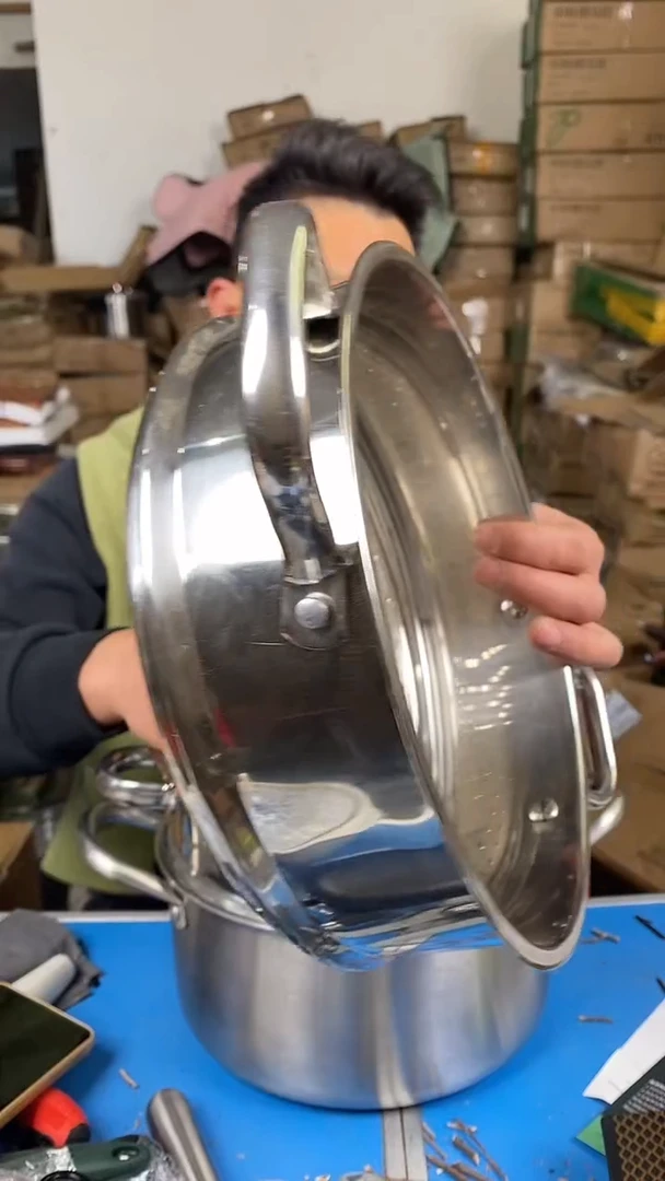 1双耳蒸笼 有小磕碰