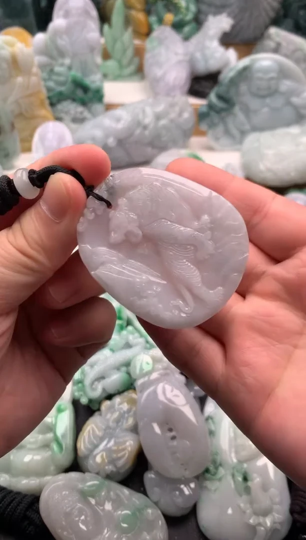 吊坠(不含链)未镶嵌翡翠1