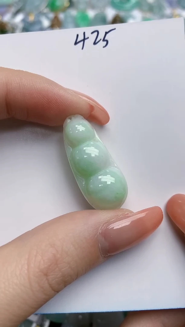 【闪购商品】翡翠颈饰未镶嵌天然缅甸翡翠A货