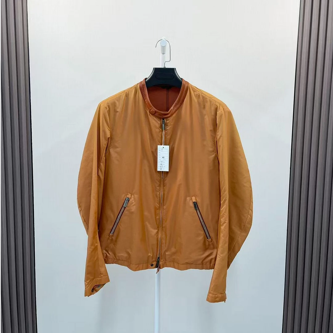 未使用 FENDI/芬迪 /橙色羊皮拼接尼龙暗纹满印logo夹克外套/48码