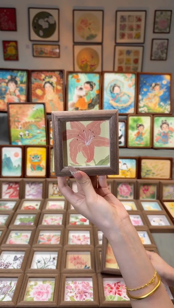 国画浮力小百合 手绘国画11