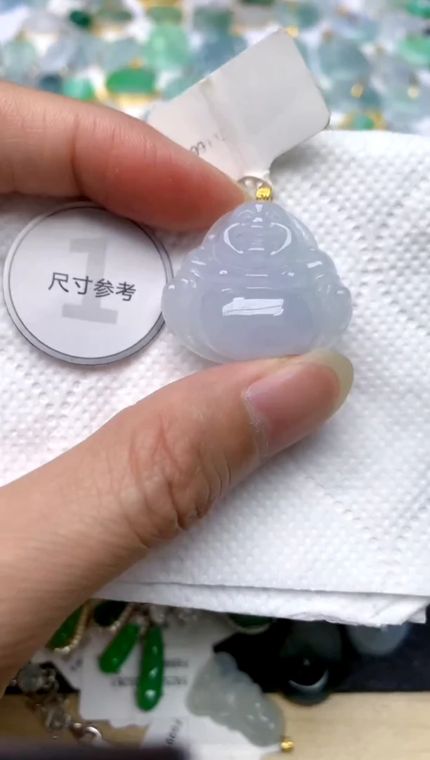 颈饰18K金镶嵌翡翠天然A货翡翠