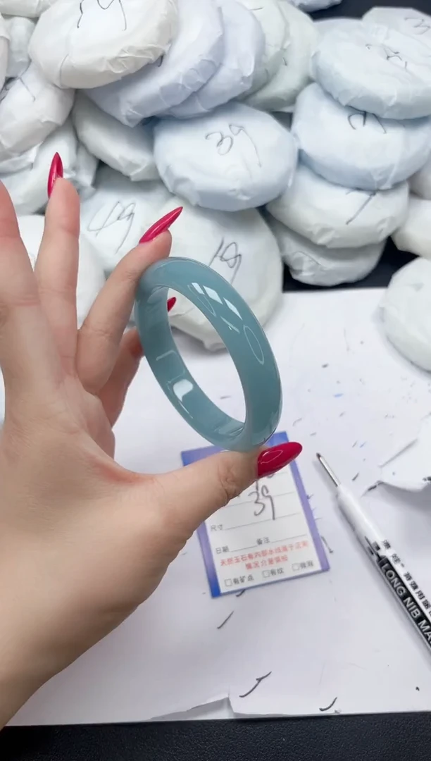 未镶嵌手镯石英质玉A37/5960