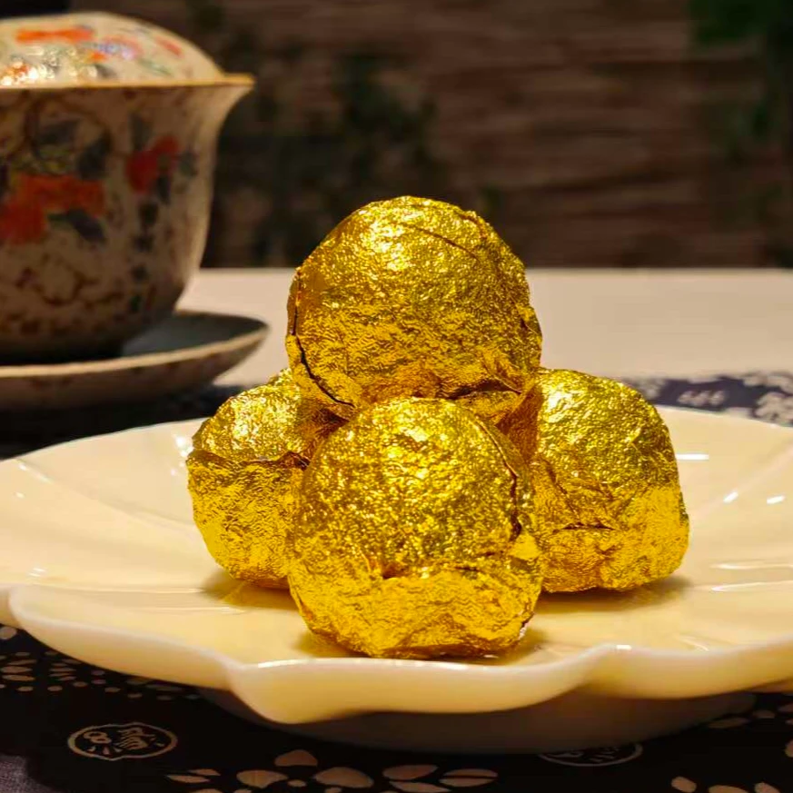 2019年一回生  手工揉制龙珠 8g*50颗 普洱茶 生茶